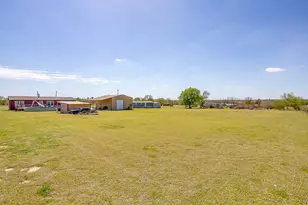 321 Young Rd, Millsap, TX 76066 - Photo 27