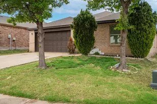 8732 Stone Valley Dr, Fort Worth, TX 76244 - Photo 3