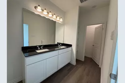 412 E 7th Street #2, Bonham, TX 75418 - Photo 11