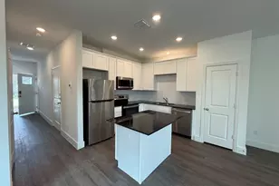 412 E 7th St, Bonham, TX 75418 - Photo 3