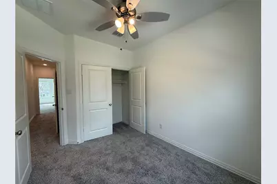 412 E 7th Street #2, Bonham, TX 75418 - Photo 19