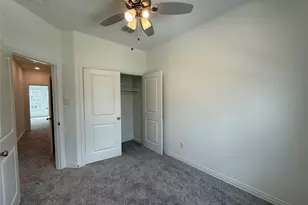 412 E 7th St, Bonham, TX 75418 - Photo 19