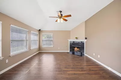 3509 Almond Lane, McKinney, TX 75070 - Photo 3