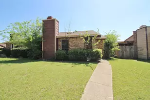 1406 Butterfield Dr, Mesquite, TX 75150 - Photo 1