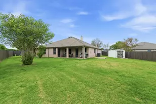 1051 Thistle Meade Cir, Burleson, TX 76028 - Photo 35