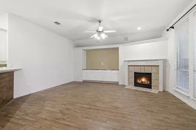 6404 Parkside Drive, Arlington, TX 76001 - Photo 15