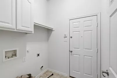 6404 Parkside Drive, Arlington, TX 76001 - Photo 19