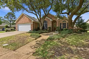 6404 Parkside Dr, Arlington, TX 76001 - Photo 3