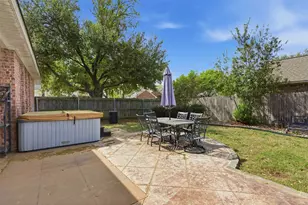6404 Parkside Dr, Arlington, TX 76001 - Photo 27