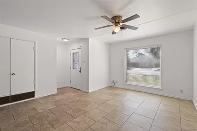 3209 N Calais Street, Sherman, TX 75090 - Photo 3