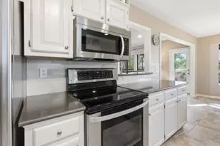 5107 Largo Dr, De Cordova, TX 76049 - Photo 11