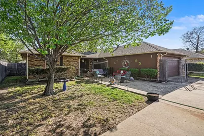 217 Faircrest Drive, Garland, TX 75040 - Photo 35