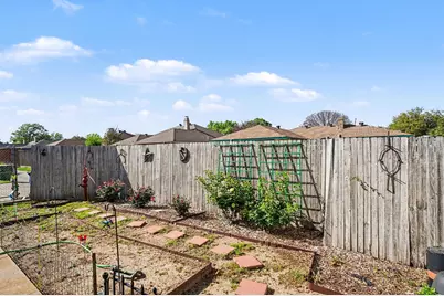 217 Faircrest Drive, Garland, TX 75040 - Photo 37