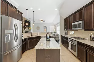 1628 Suncatcher Way, Fort Worth, TX 76052 - Photo 7