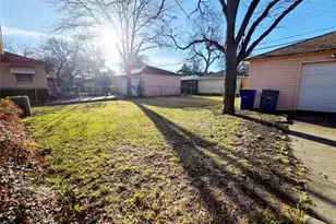 1830 Viewcrest Dr, Dallas, TX 75228 - Photo 23