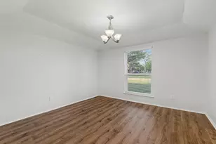 908 Thoreau Ln, Allen, TX 75002 - Photo 5