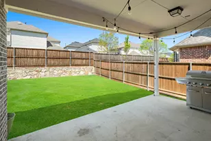 2401 Olivia Ln, Little Elm, TX 75068 - Photo 17