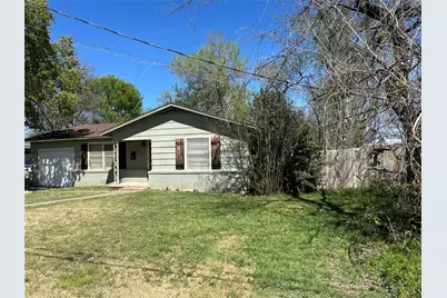 407 N Avenue J, Clifton, TX 76634 - Photo 5