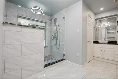 805 Crowley Road, Arlington, TX 76012 - Photo 17