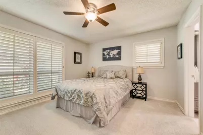 805 Crowley Road, Arlington, TX 76012 - Photo 21