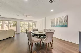 805 Crowley Rd, Arlington, TX 76012 - Photo 13