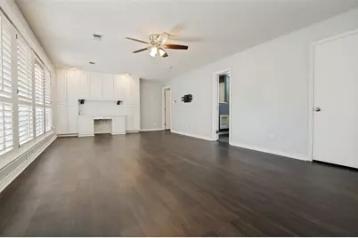 805 Crowley Road, Arlington, TX 76012 - Photo 19