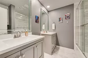 805 Crowley Rd, Arlington, TX 76012 - Photo 25