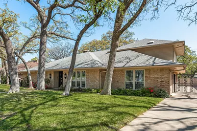805 Crowley Road, Arlington, TX 76012 - Photo 31