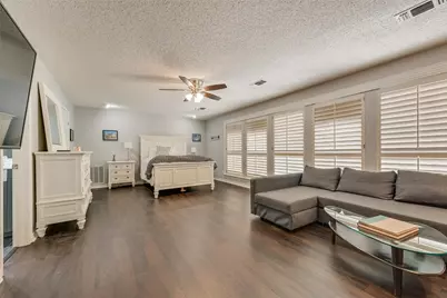 805 Crowley Road, Arlington, TX 76012 - Photo 23