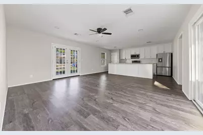 805 S 4th Street, Bonham, TX 75418 - Photo 7