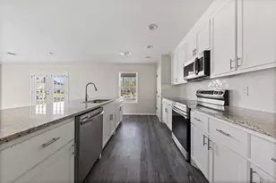 805 S 4th St, Bonham, TX 75418 - Photo 11