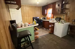 2564 Highcrest Ave, Fort Worth, TX 76111 - Photo 5