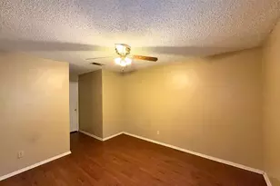219 Fry St, Denton, TX 76201 - Photo 7
