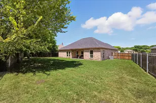 1601 Jupiter Ln, Ennis, TX 75119 - Photo 33