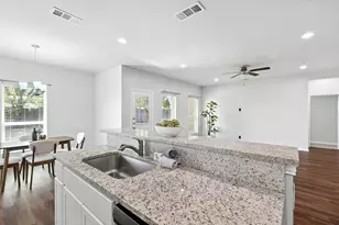 1601 Jupiter Ln, Ennis, TX 75119 - Photo 11