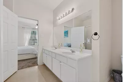 1321 Illinois Avenue, Lancaster, TX 75134 - Photo 19