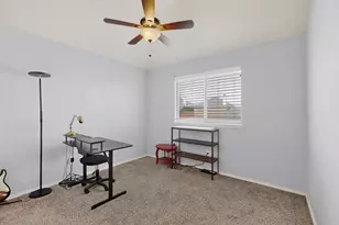 1321 Illinois Ave, Lancaster, TX 75134 - Photo 33