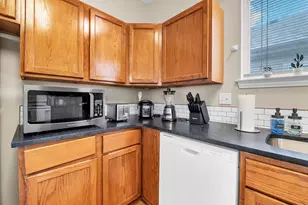 1425 James Ave, Waco, TX 76706 - Photo 13