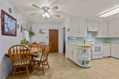 1403 W 5th Street, Clifton, TX 76634 - Photo 9