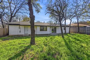 2804 Bent Tree Ln, Arlington, TX 76016 - Photo 31