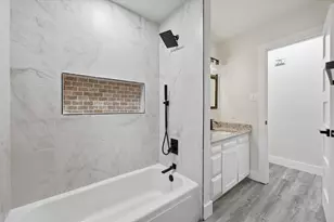 2804 Bent Tree Ln, Arlington, TX 76016 - Photo 23