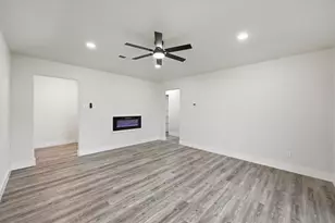 2804 Bent Tree Ln, Arlington, TX 76016 - Photo 15