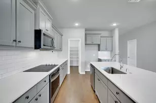 325 Adwood Dr, Waxahachie, TX 75165 - Photo 9