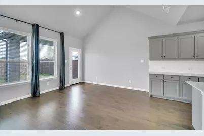 325 Adwood Drive, Waxahachie, TX 75165 - Photo 11