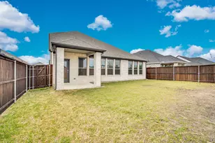 325 Adwood Dr, Waxahachie, TX 75165 - Photo 29