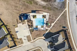 325 Adwood Dr, Waxahachie, TX 75165 - Photo 37