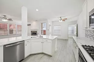 8316 Charleston St, Irving, TX 75063 - Photo 7