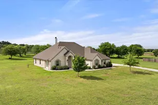1145 Hill Valley Dr, Stephenville, TX 76401 - Photo 33