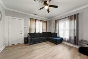 205 Dallas St, Waco, TX 76704 - Photo 3