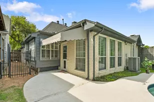 4025 Azure Ln, Addison, TX 75001 - Photo 27